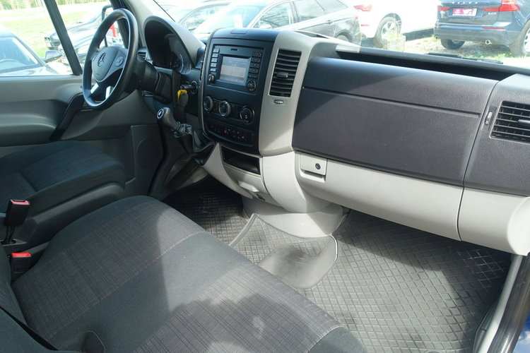 Mercedes Sprinter R E Z E R W A C J A zdjęcie 13