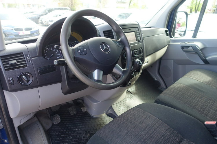 Mercedes Sprinter R E Z E R W A C J A zdjęcie 9