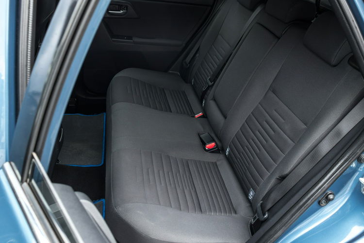 Toyota Auris 1.8_Hybryda_99KM_141 tyś. km zdjęcie 16