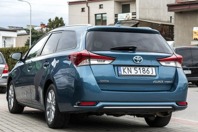 Toyota Auris 1.8_Hybryda_99KM_141 tyś. km zdjęcie 9