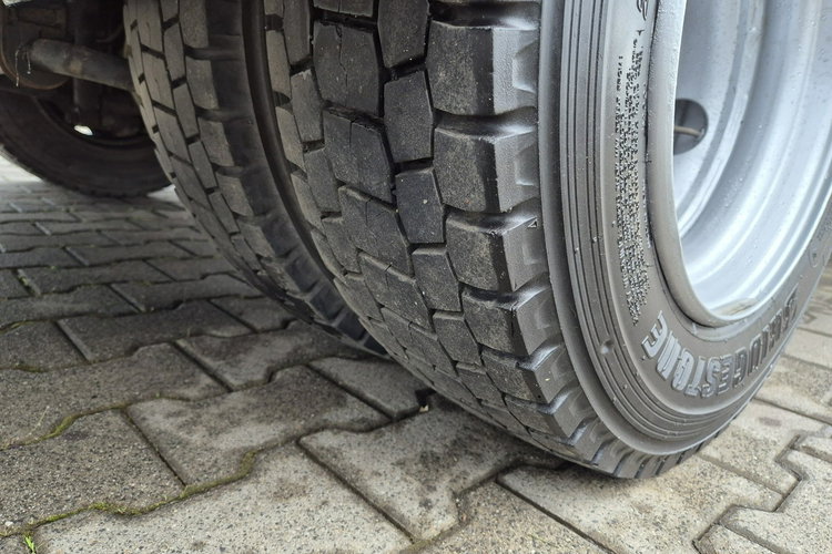 D 75.180 Renault D 75.180 / LAWETA do AUT, MASZYN / WCIĄGARKA /Niskie km/Bezwyp. zdjęcie 20