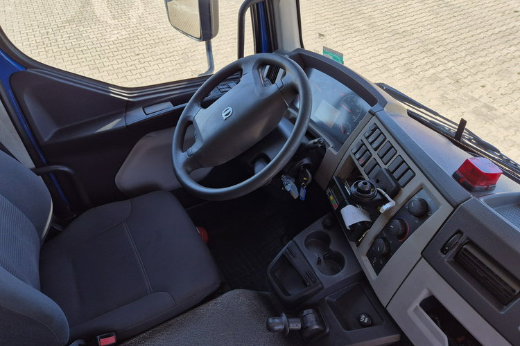 FL 290 Volvo FL 290/ CHŁODNIA IZOTERMA/FRIGOBLOCK/ 3 KOMORY/ / NISKIE KM zdjęcie 20