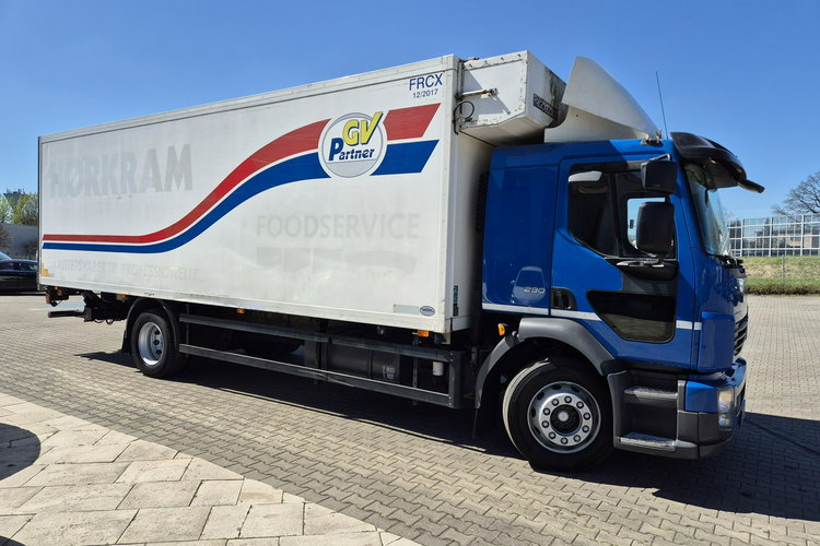 FL 290 Volvo FL 290/ CHŁODNIA IZOTERMA/FRIGOBLOCK/ 3 KOMORY/ / NISKIE KM zdjęcie 5