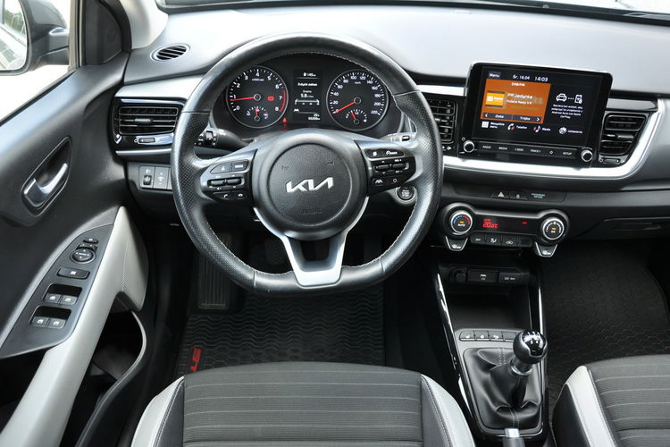 Kia Stonic 1.2B Manual5-G Podgrz.Kier. Kamera Automat Klimat. Salon PL 1wł Gwar. zdjęcie 24