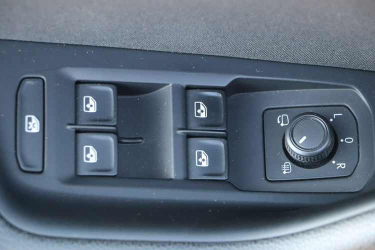 Volkswagen Passat krajowy, 1-właściciel, fa VAT, AUTOMAT zdjęcie 19