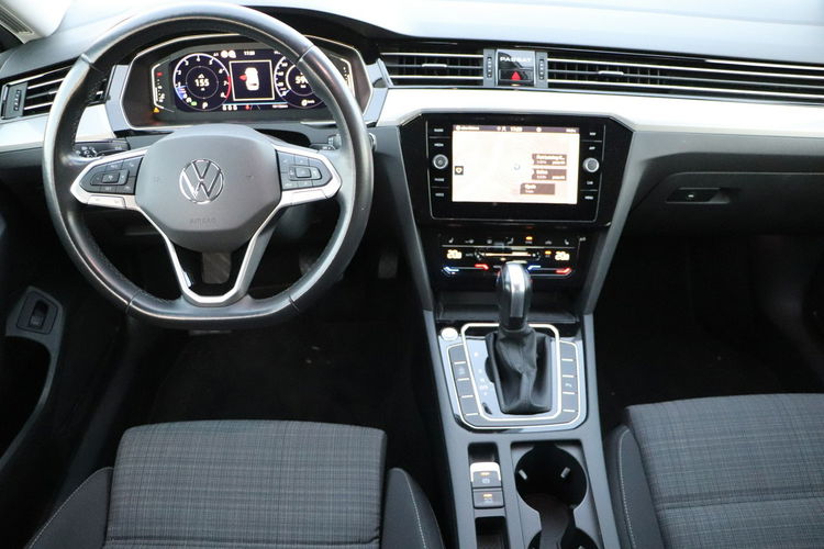 Volkswagen Passat krajowy, 1-właściciel, fa VAT, AUTOMAT zdjęcie 9