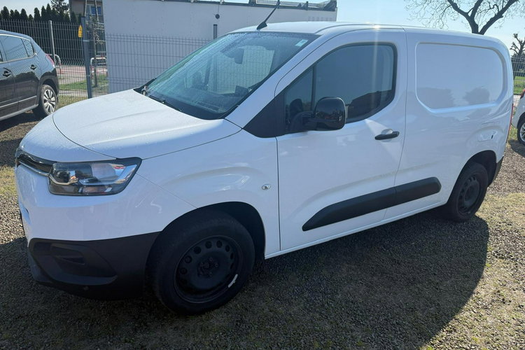 Toyota Proace City navi,  klima,  70tys.km zdjęcie 9