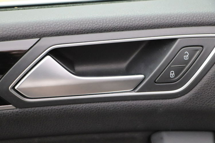 Volkswagen Touran krajowy, 1-właściciel, fa VAT, zdjęcie 10