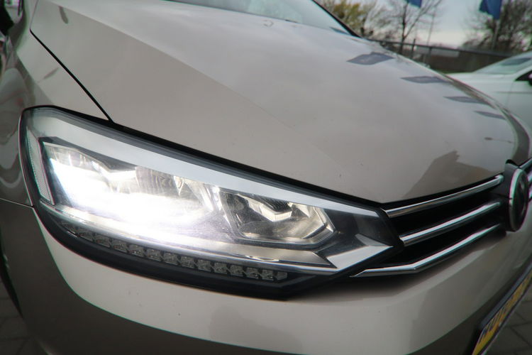 Volkswagen Touran krajowy, 1-właściciel, fa VAT, zdjęcie 25