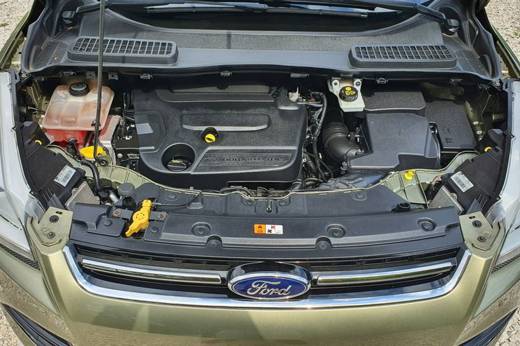 Ford Kuga 2.0 TDCi 163KM # 4x4 # Titanium # Bogate Wyposażenie # Super Stan zdjęcie 30