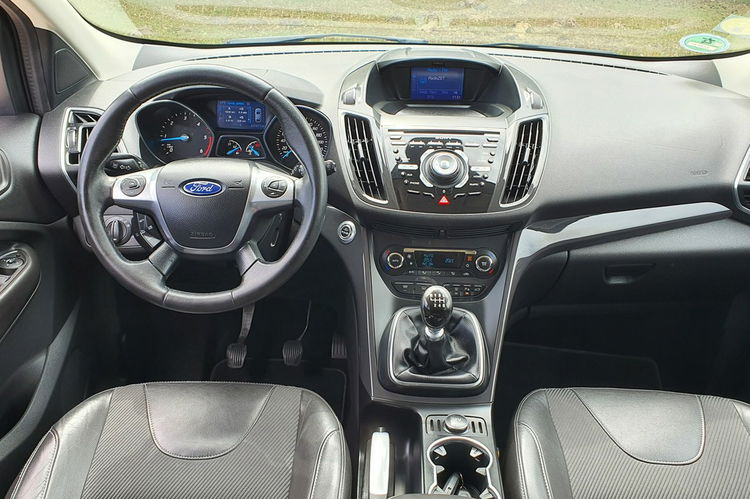 Ford Kuga 2.0 TDCi 163KM # 4x4 # Titanium # Bogate Wyposażenie # Super Stan zdjęcie 5
