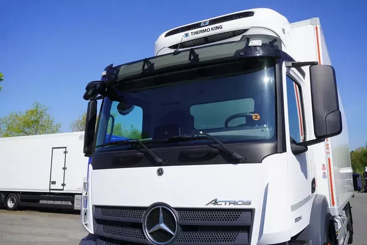 Mercedes Actros 1824 MP5 / DMC 18t / 8 t ładowności / 100 tys. km / 2022 / 19 EPAL zdjęcie 10