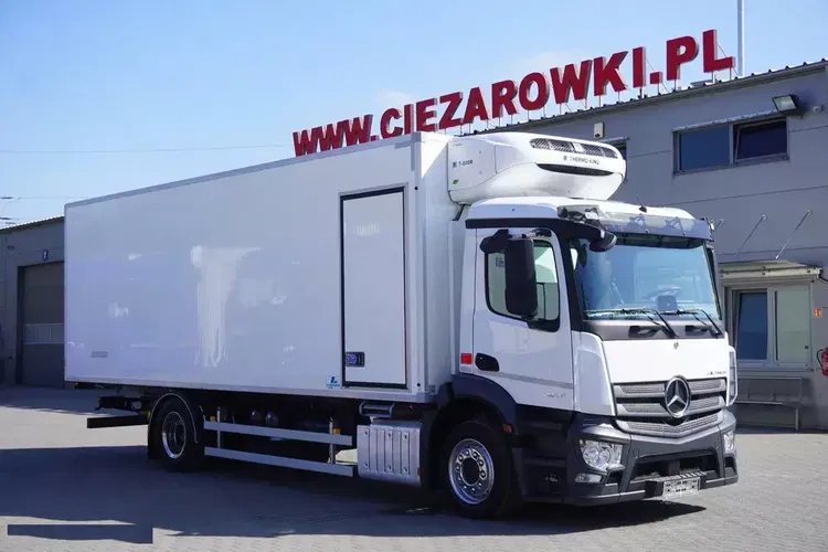 Mercedes Actros 1824 MP5 / DMC 18t / 8 t ładowności / 100 tys. km / 2022 / 19 EPAL zdjęcie 8