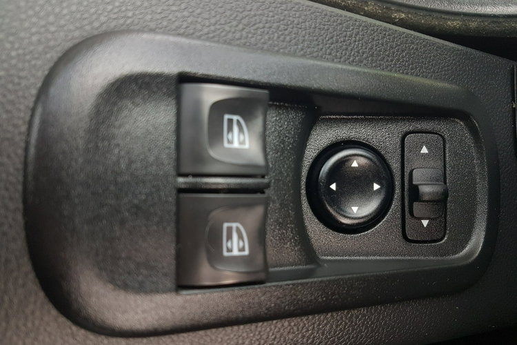 Opel Movano MASTER L3H2CHŁODNIA IZOTERMA AGREGAT ZANOTTKLIMA DŁUGI WYSOKI TEMPOMAT zdjęcie 9