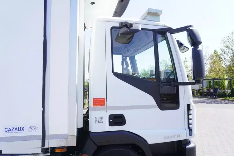 Iveco Eurocargo 100-190 4x2 E6 / Chłodnia / Dhollandia 1, 5 t zdjęcie 17