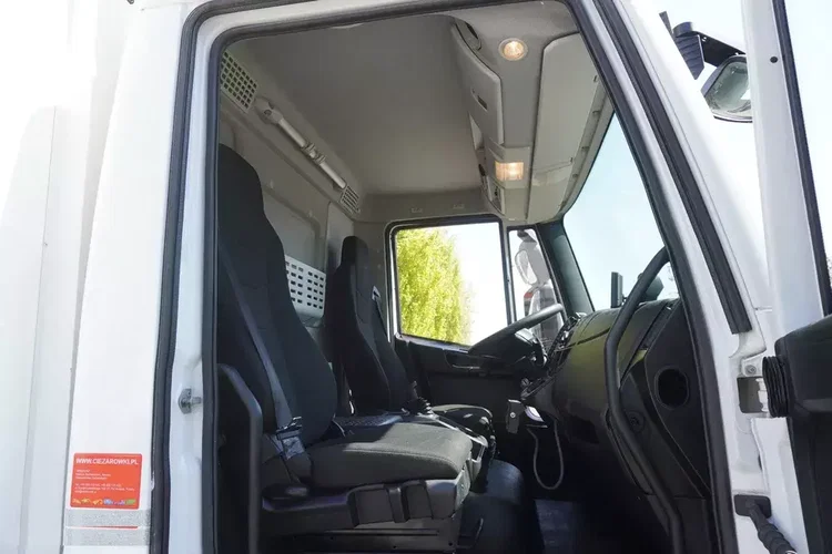 Iveco Eurocargo 100-190 4x2 E6 / Chłodnia / Dhollandia 1, 5 t zdjęcie 29