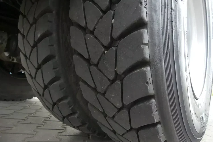 Iveco STRALIS 310 / WYWROTKA + HDS FASSI F130A SKŁADANY W Z / zdjęcie 52