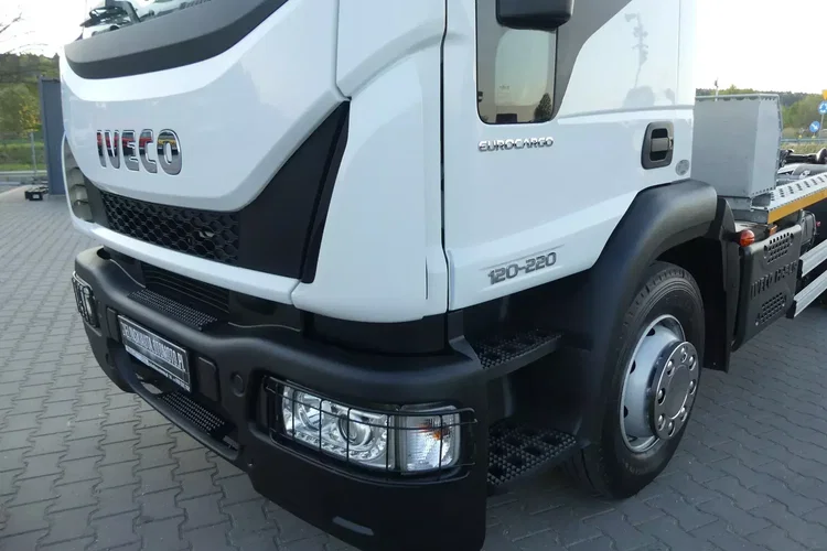 Iveco EUROCARGO 120E-220 / HAKOWIEC / EURO 6 / NISKI PRZEBIEG / MANUAL / zdjęcie 41