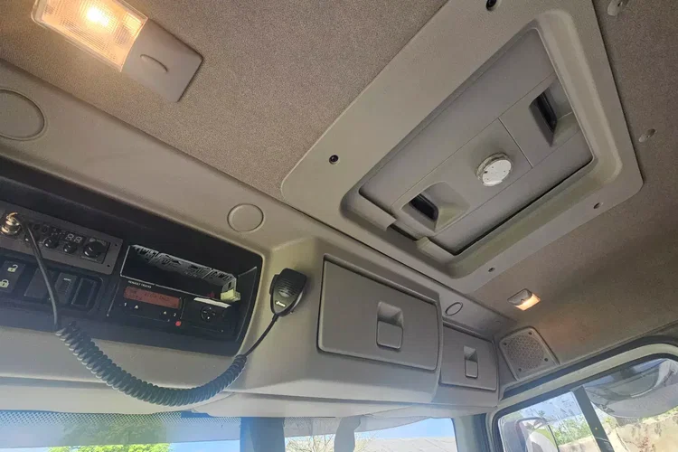 Renault D16 zdjęcie 25