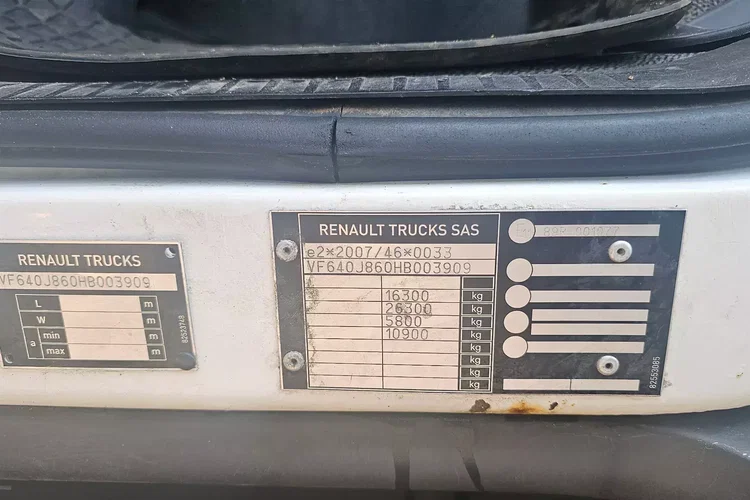 Renault D16 zdjęcie 28