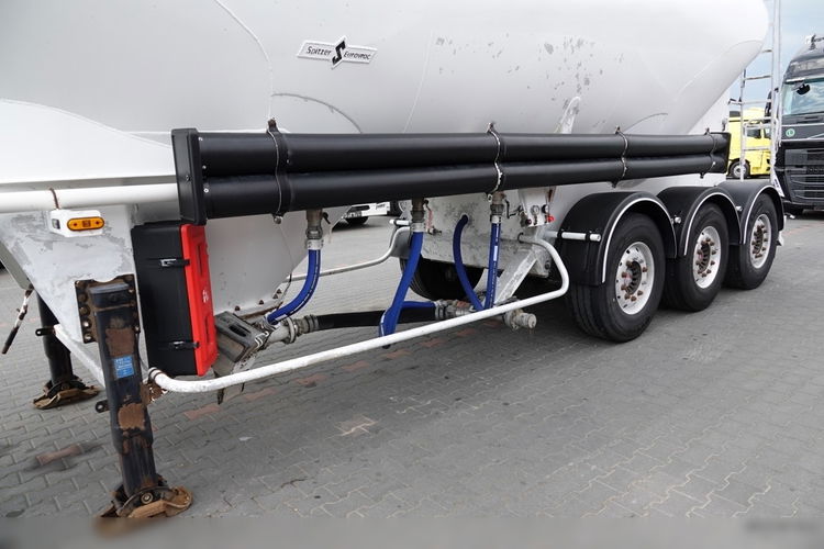 Spitzer CEMENTONACZEPA / 37 000 L / SILOS / 3 KOMORY / OSIE SAF zdjęcie 10