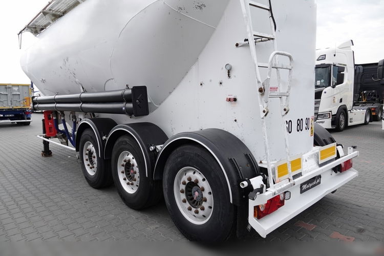 Spitzer CEMENTONACZEPA / 37 000 L / SILOS / 3 KOMORY / OSIE SAF zdjęcie 11