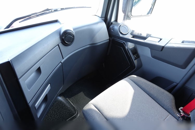 Renault / T 520 /  13 L / MEGA / LOW DECK /  RETARDER / KLIMA POSTOJOWA / PO KONTRAKCIE SERWISOWYM zdjęcie 34