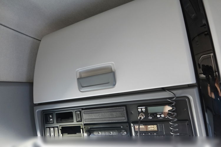 Renault / T 520 /  13 L / MEGA / LOW DECK /  RETARDER / KLIMA POSTOJOWA / PO KONTRAKCIE SERWISOWYM zdjęcie 35