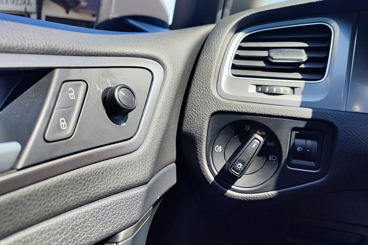 Volkswagen Golf Oryginał lakier + pełny serwis zdjęcie 12