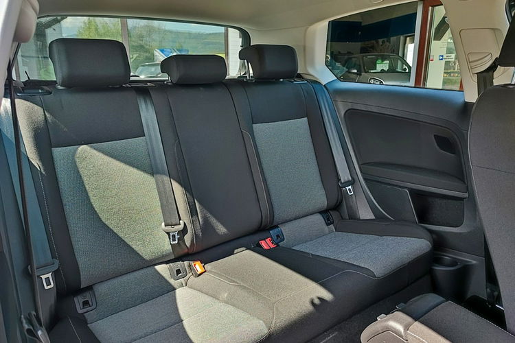 Volkswagen Golf Oryginał lakier + pełny serwis zdjęcie 14