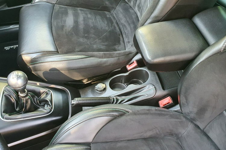 Alfa Romeo Giulietta 2.0 JTDm 150KM # Q2 # Navi # DNA # Climatronic # Skóra # Alkantara zdjęcie 25