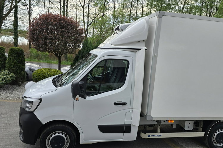 Renault Master 2.3 dCi 145 KM / Izoterma / Chłodnia ZANOTTI -20 stopni / 230V zdjęcie 14