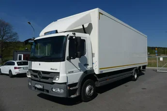 Mercedes ATEGO 1218 / KONTENER 8.20 + WINDA / /