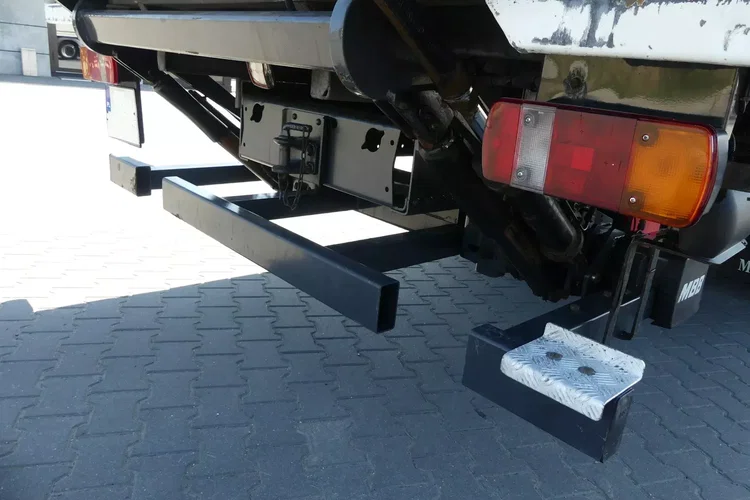 Mercedes ATEGO 1218 / KONTENER 8.20 + WINDA / / zdjęcie 16