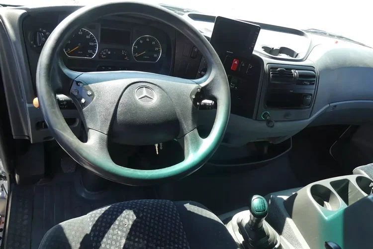 Mercedes ATEGO 1218 / KONTENER 8.20 + WINDA / / zdjęcie 28