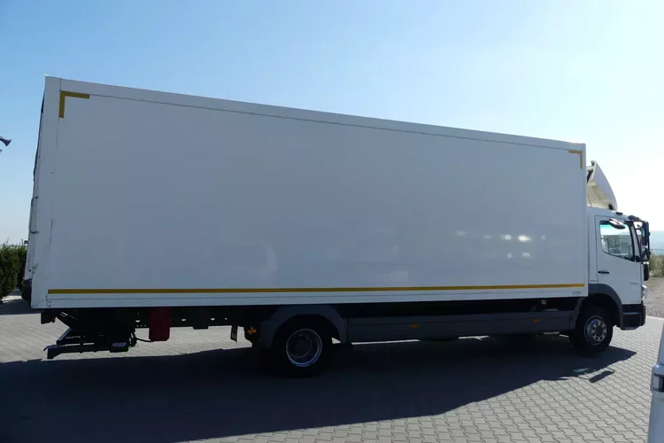 Mercedes ATEGO 1218 / KONTENER 8.20 + WINDA / / zdjęcie 8
