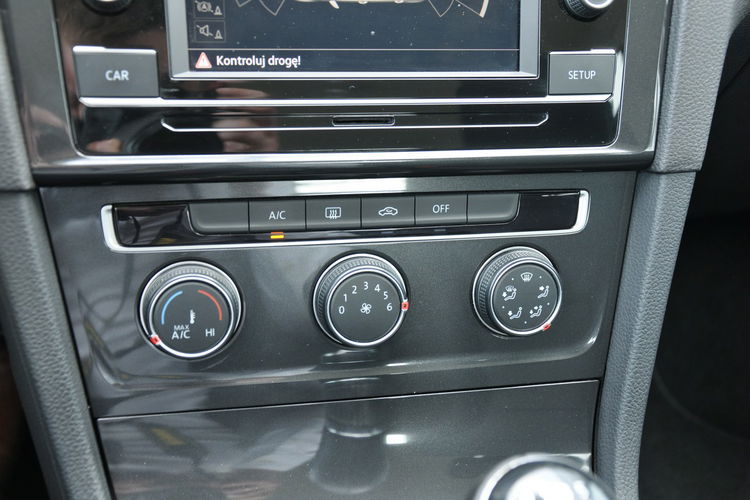 Volkswagen Golf 1.4TSI 125KM Manual-6G Comfortline Czujniki Park. Gwarancja Dealer zdjęcie 13
