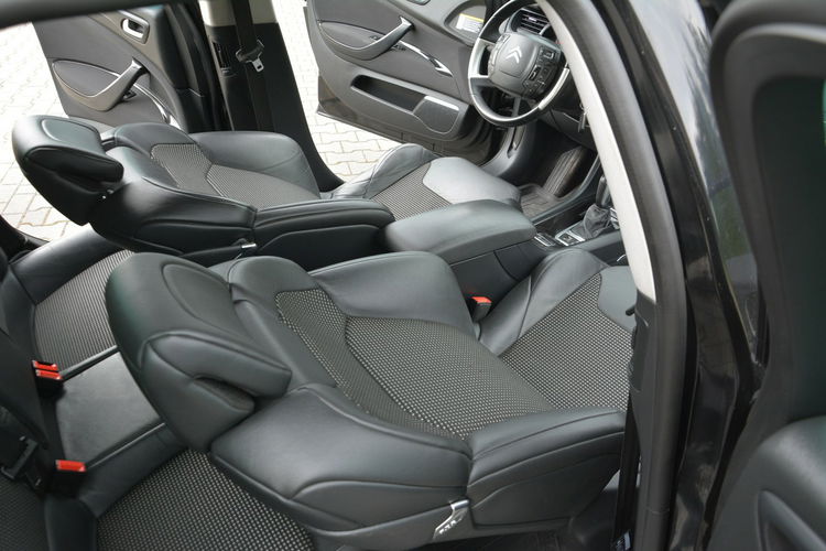 Citroen C5 Exclusive Skóry Bi-Xenon Ledy Navi Kamera Masaże Hydro z Niemiec zdjęcie 18