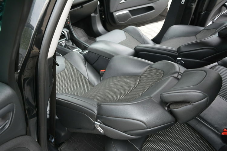 Citroen C5 Exclusive Skóry Bi-Xenon Ledy Navi Kamera Masaże Hydro z Niemiec zdjęcie 23