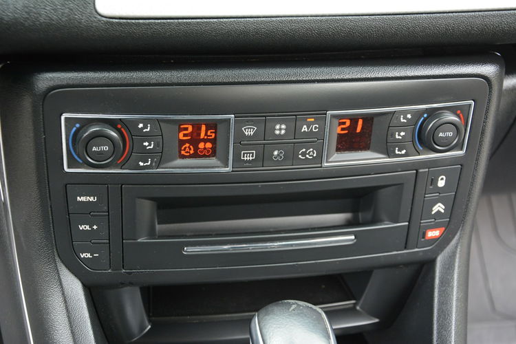 Citroen C5 Exclusive Skóry Bi-Xenon Ledy Navi Kamera Masaże Hydro z Niemiec zdjęcie 32