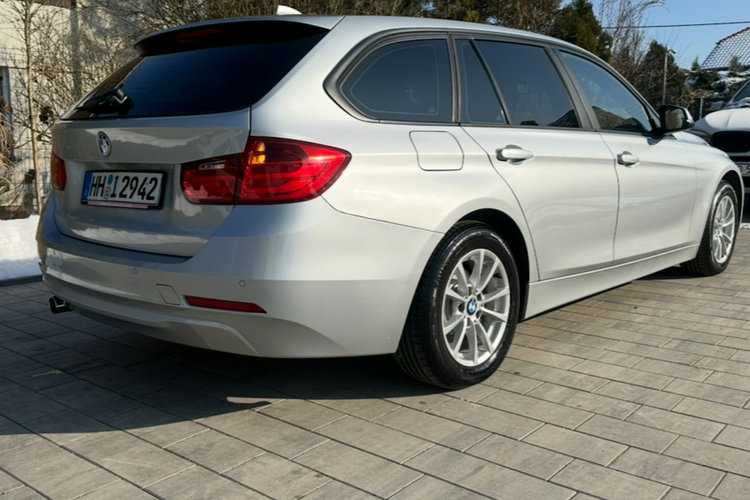 BMW 320 Bardzo zadbana - bezwypadkowa zdjęcie 3