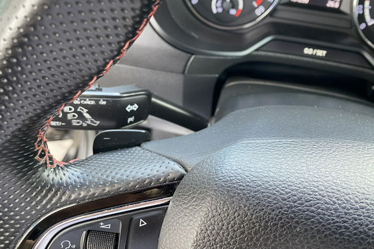 Skoda Octavia 2.0 184 KM VRS +automat+Led+BI KSENON+PANORAMA+Elekt. Klapa+Pod.Szyba zdjęcie 22