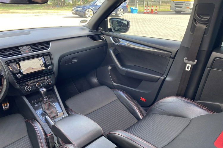 Skoda Octavia 2.0 184 KM VRS +automat+Led+BI KSENON+PANORAMA+Elekt. Klapa+Pod.Szyba zdjęcie 36