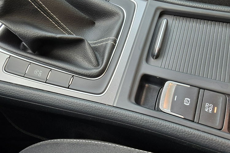 Volkswagen Golf 1.2 TSI Lounge + pełny serwis zdjęcie 18