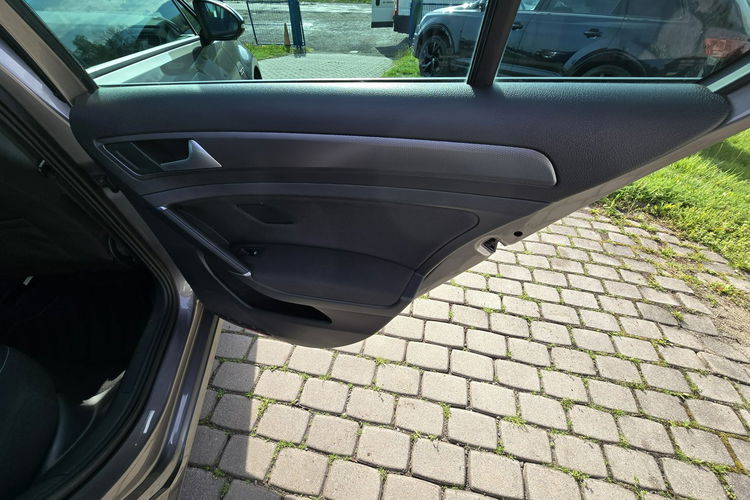 Volkswagen Golf 1.2 TSI Lounge + pełny serwis zdjęcie 23