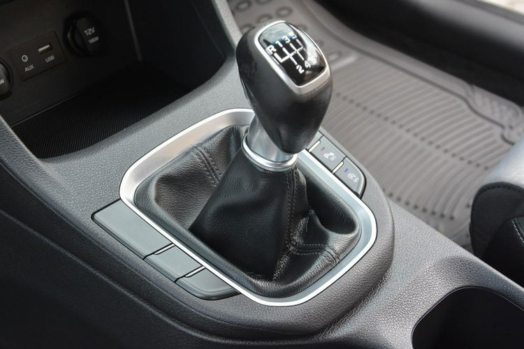 Hyundai i30 Fastback Navi Ledy Grzana Kierownica Asysten pasa 1-ręce ASO zdjęcie 32