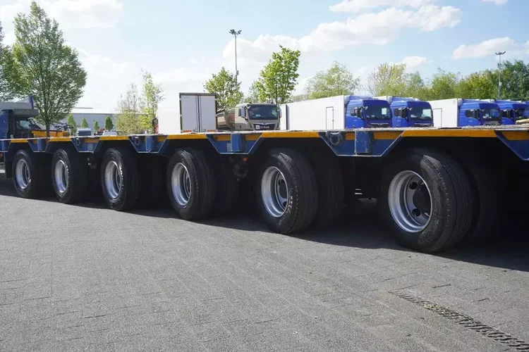 GOLDHOFER STZ-L6-62/80 / 6 osi / 61 t ładowności / Odstępstwa zdjęcie 12