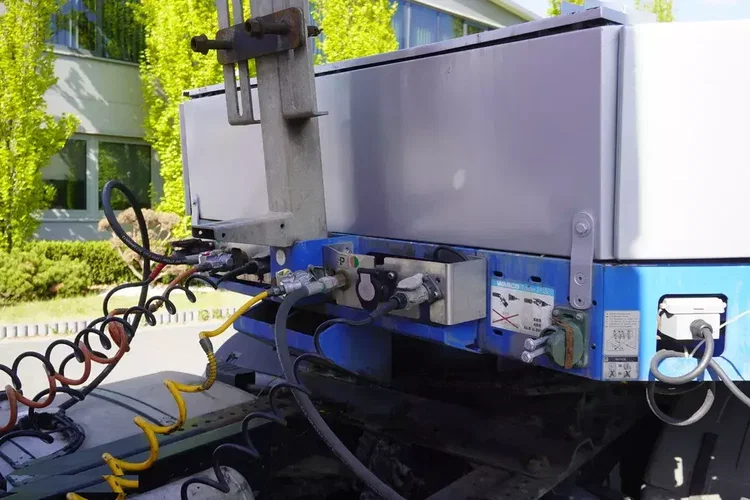 GOLDHOFER STZ-L6-62/80 / 6 osi / 61 t ładowności / Odstępstwa zdjęcie 24