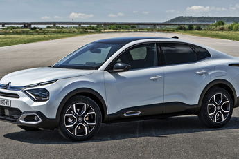 Citroen CITROEN C4 X 1.2 PureTech Shine S&S EAT8