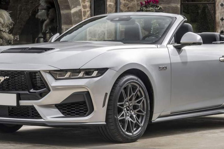 FORD Mustang 5.0 Ti-VCT V8 GT aut zdjęcie 1